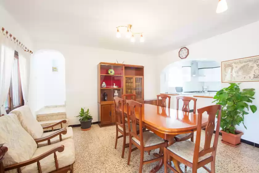 Holiday rentals in Sa casota, Consell