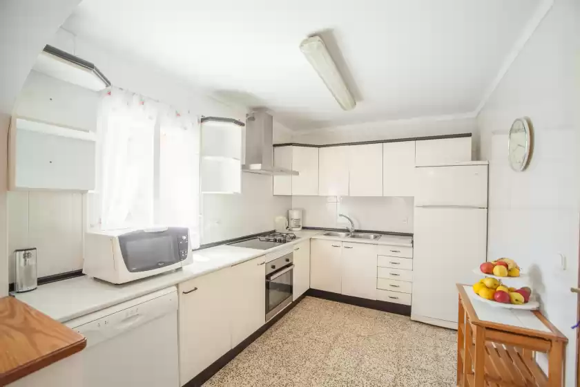 Holiday rentals in Sa casota, Consell