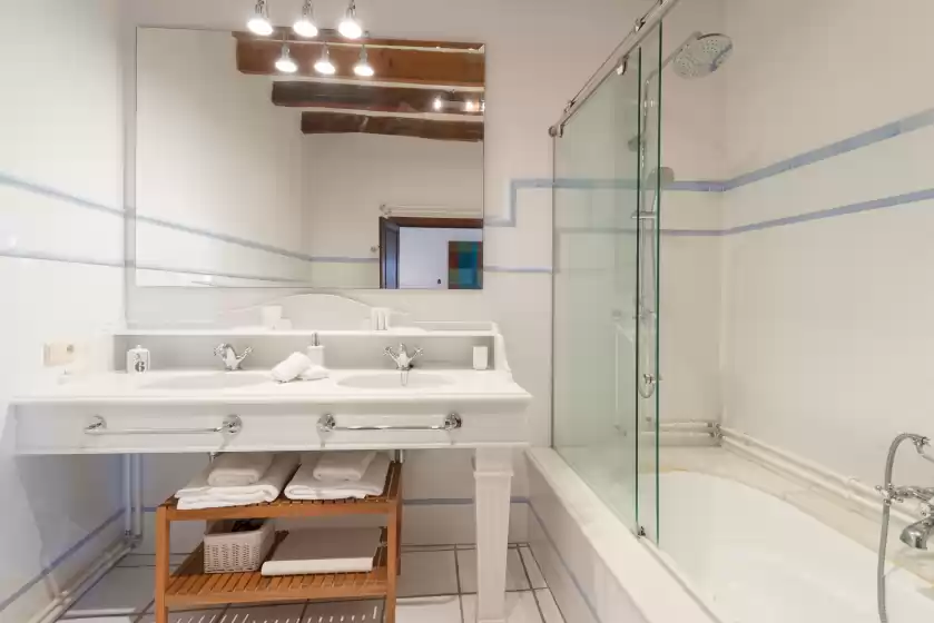 Holiday rentals in Sarbosar petit, Santa María del Camí