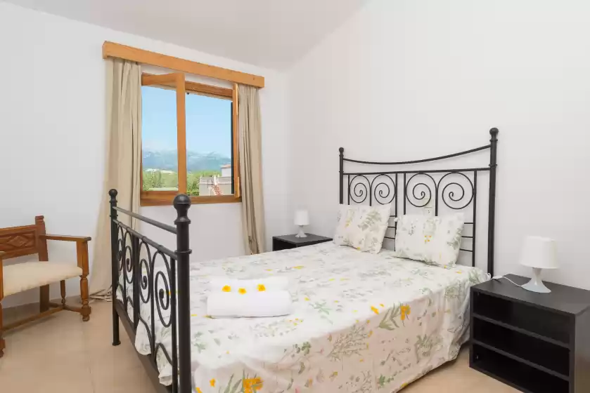 Holiday rentals in Cortijo, Lloseta