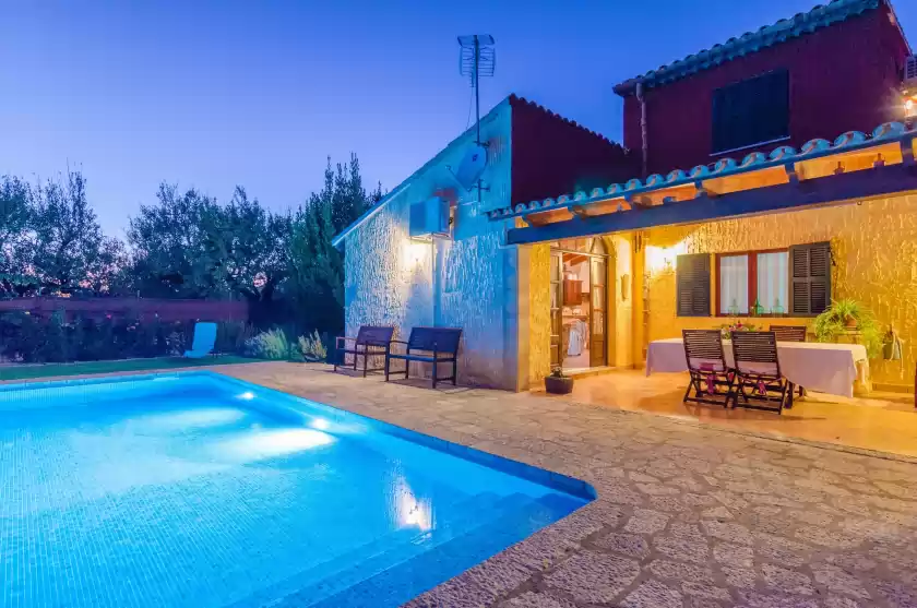 Holiday rentals in Cortijo, Lloseta