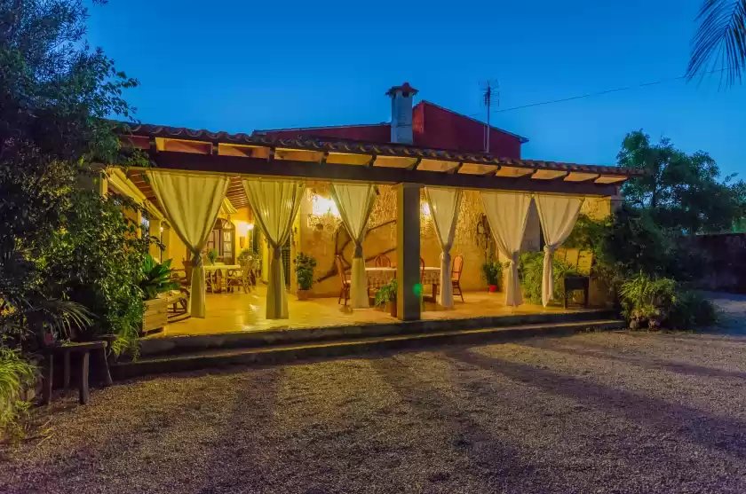 Holiday rentals in Cortijo, Lloseta