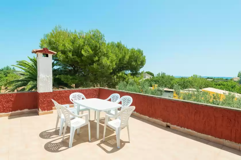 Holiday rentals in Cortijo, Lloseta