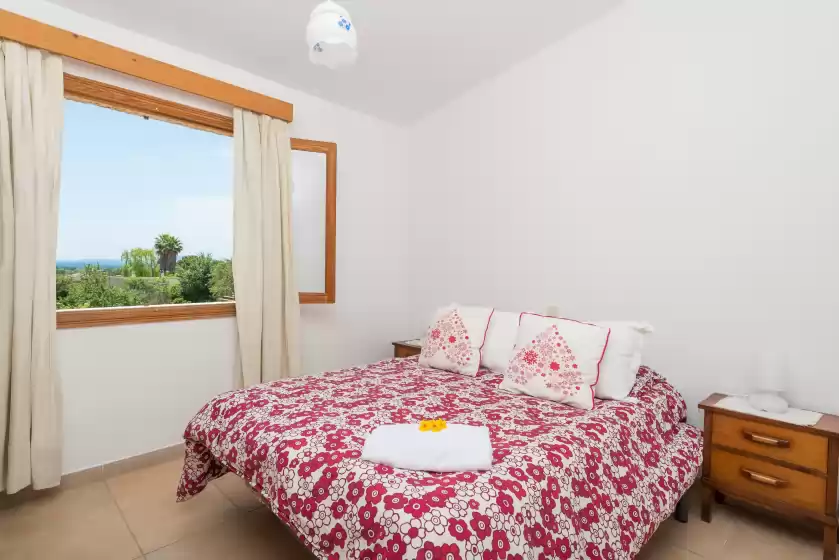 Holiday rentals in Cortijo, Lloseta