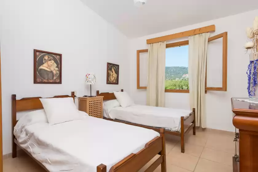 Holiday rentals in Cortijo, Lloseta
