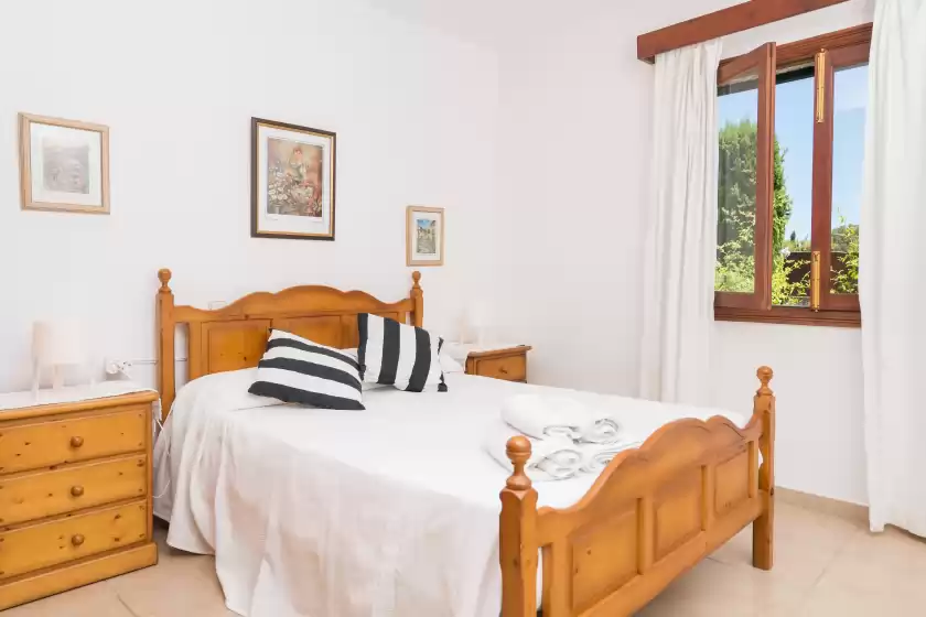 Holiday rentals in Cortijo, Lloseta
