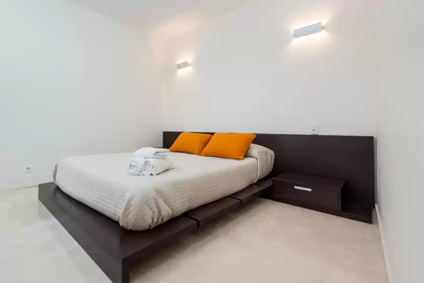Holiday rentals in Corritx, Selva