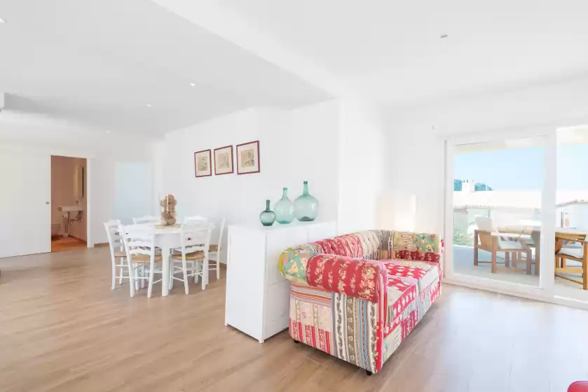 Holiday rentals in Seira, Sant Elm