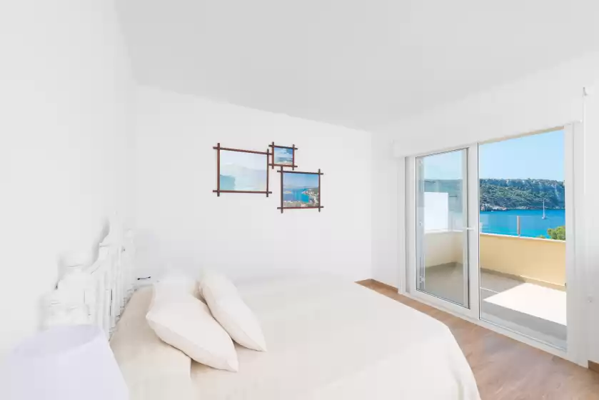 Holiday rentals in Seira, Sant Elm
