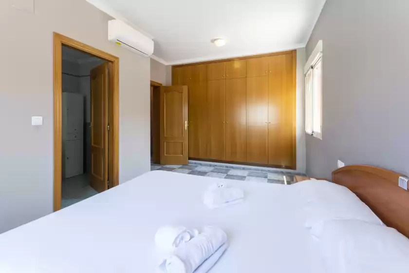 Holiday rentals in Cerezo, Grau i Platja
