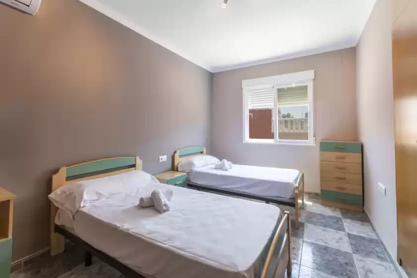 Holiday rentals in Cerezo, Grau i Platja