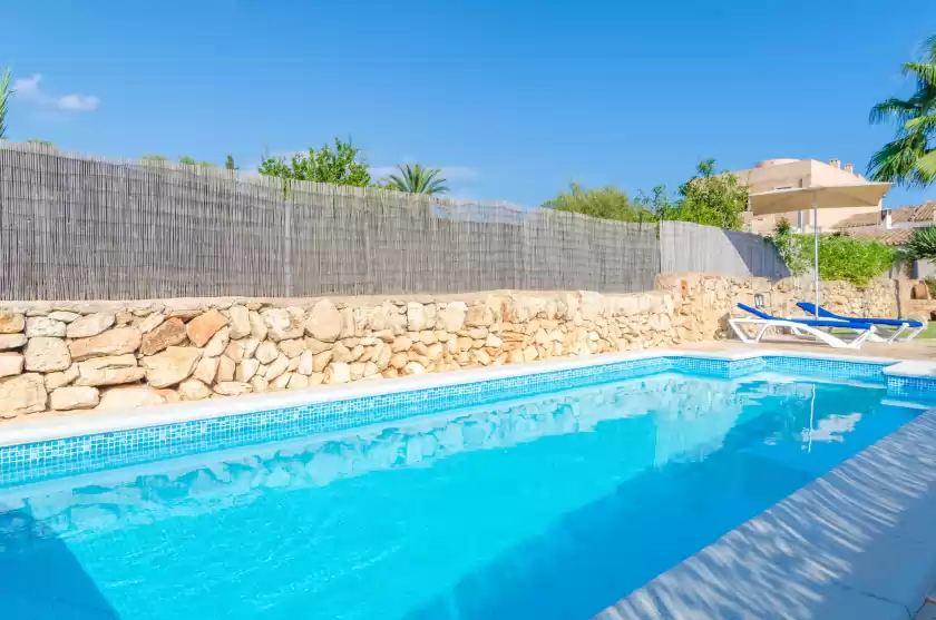 Holiday rentals in Cas padrins, Santanyí