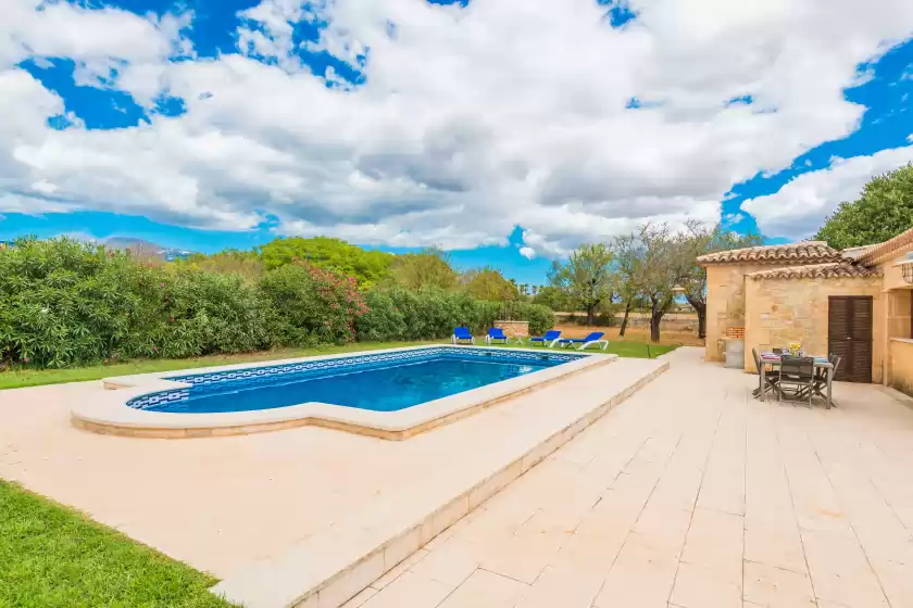 Holiday rentals in Can dato, Inca