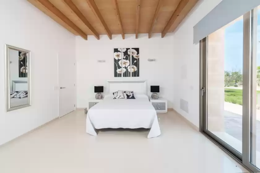 Holiday rentals in Son perot, Maria de la Salut