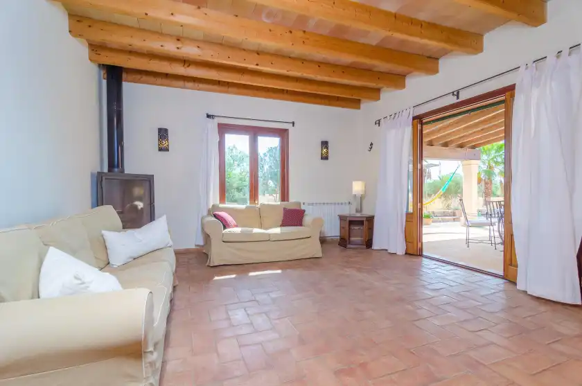 Holiday rentals in Es candils, Campos