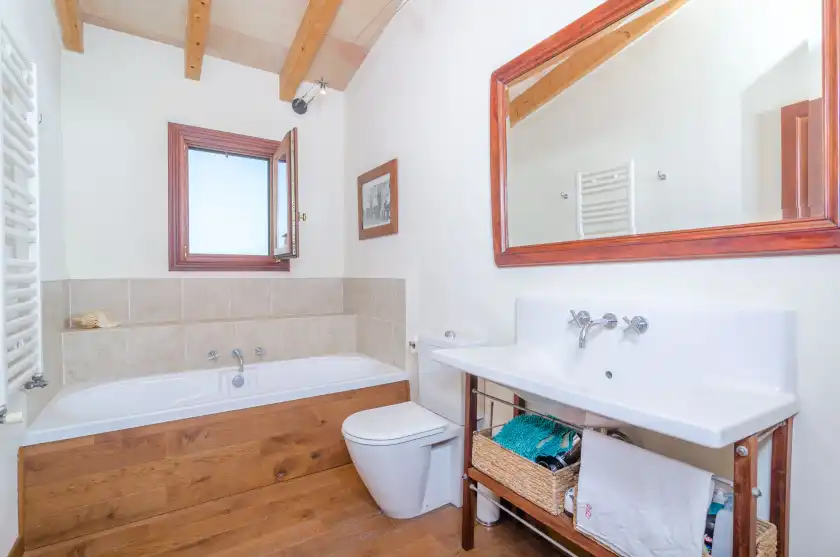 Holiday rentals in Es candils, Campos