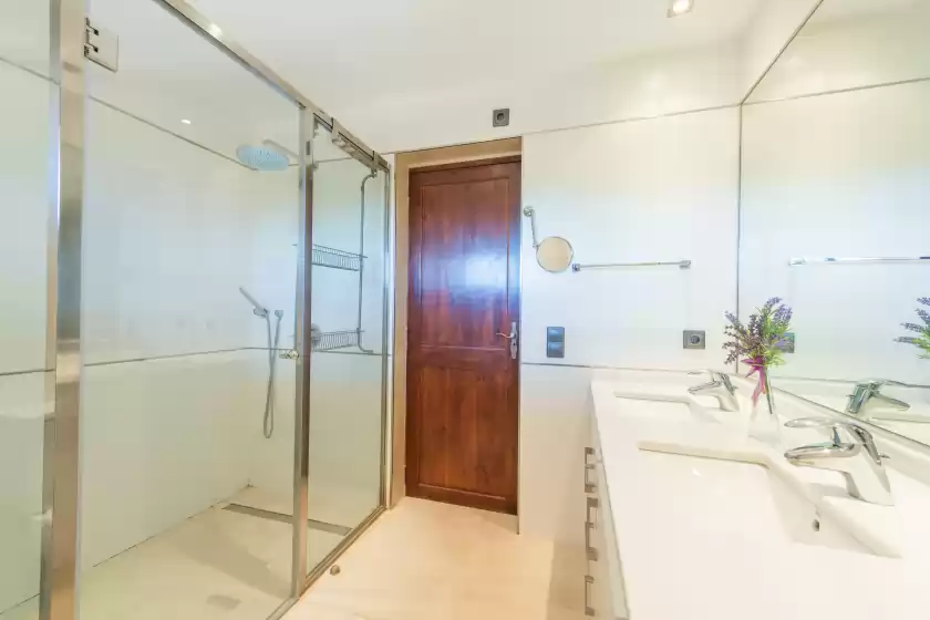 Ferienhaus auf Pi des sibiu, Establiments