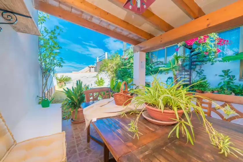Holiday rentals in Maia, Moscari