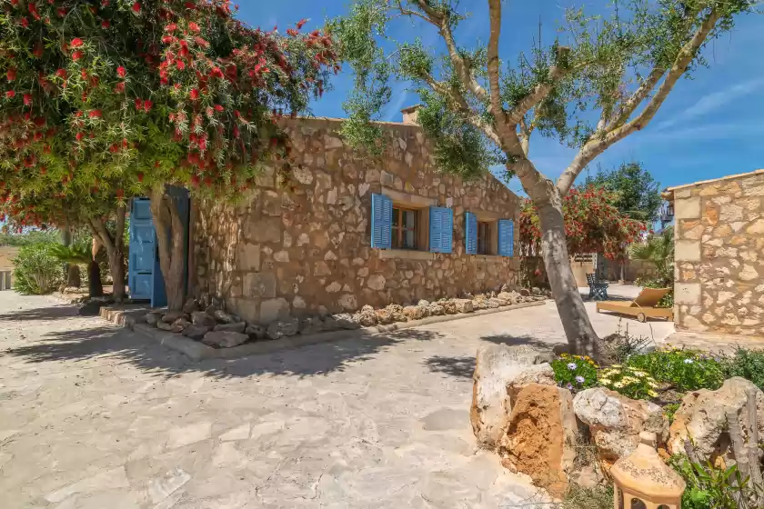 Holiday rentals in Short (short den rita), es Llombards