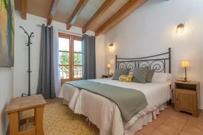 Holiday rentals in Short (short den rita), es Llombards