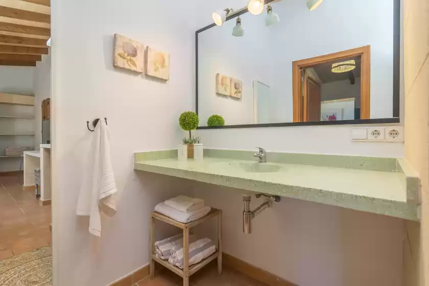 Holiday rentals in Short (short den rita), es Llombards