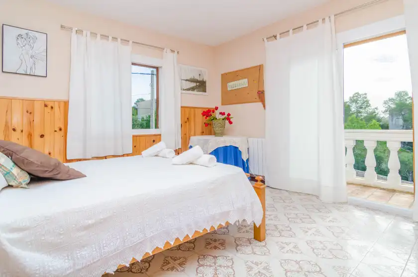 Holiday rentals in Ca tots, Cala Figuera
