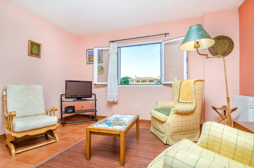 Holiday rentals in Ca tots, Cala Figuera