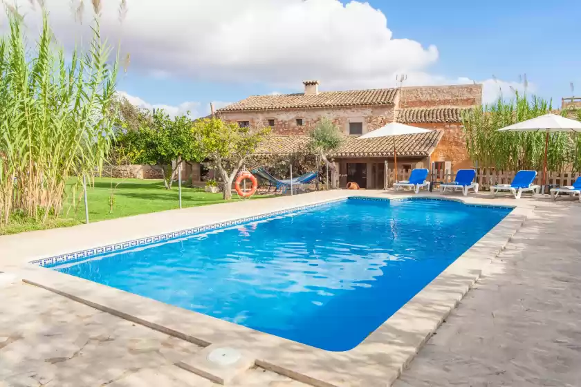 Holiday rentals in Can nin