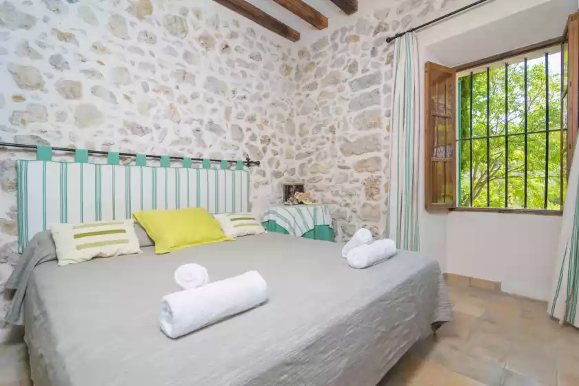 Holiday rentals in La bisbal, Moscari