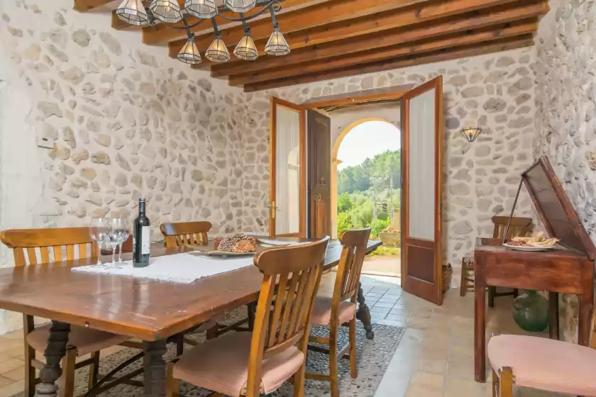 Holiday rentals in La bisbal, Moscari