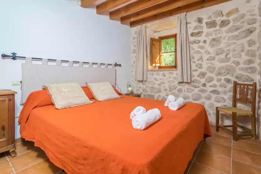 Holiday rentals in La bisbal, Moscari