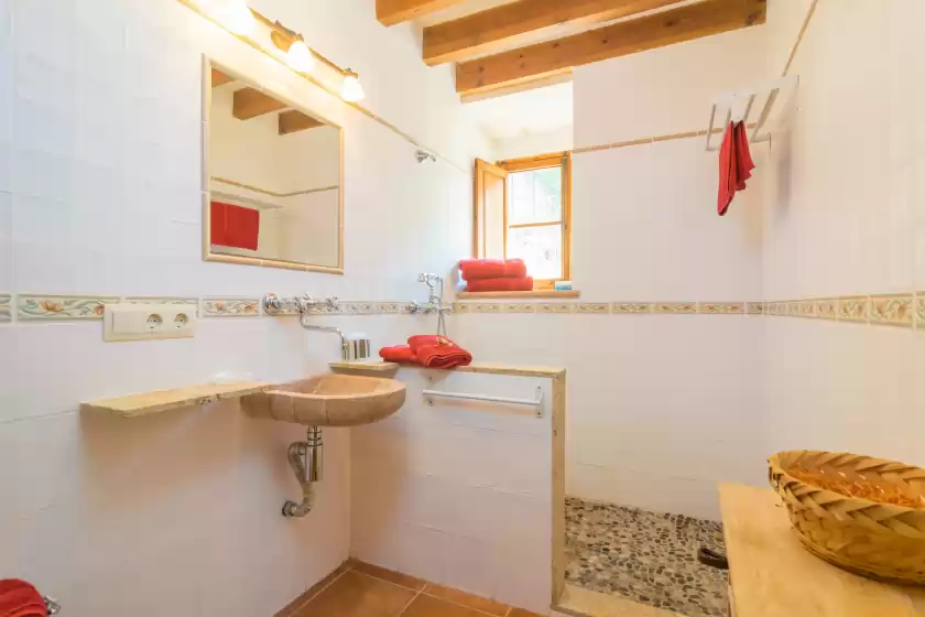 Holiday rentals in La bisbal, Moscari