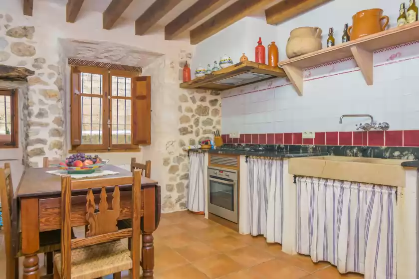 Holiday rentals in La bisbal, Moscari