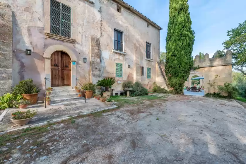 Holiday rentals in La bisbal, Moscari