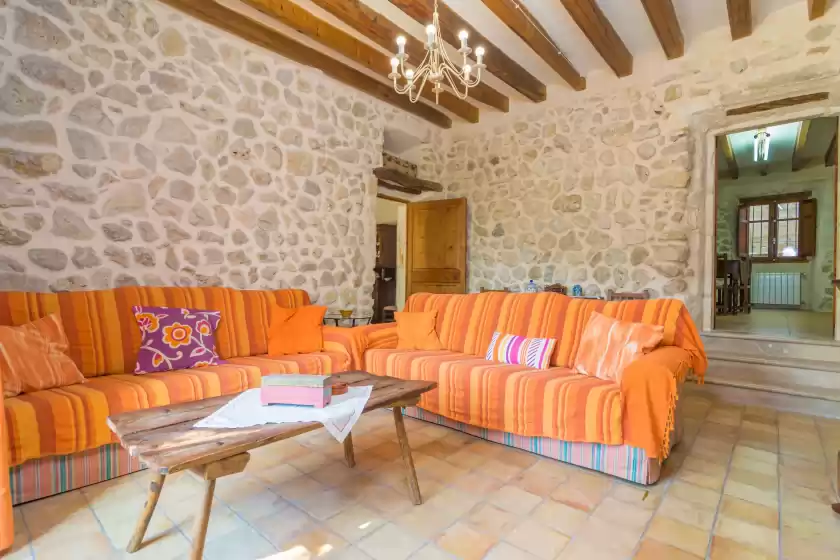 Holiday rentals in La bisbal, Moscari