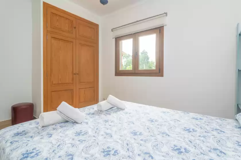 Holiday rentals in Son coll, Lloseta