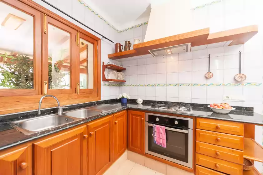 Holiday rentals in Son coll, Lloseta