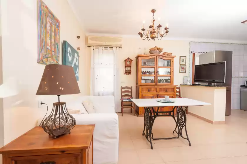 Holiday rentals in Son coll, Lloseta
