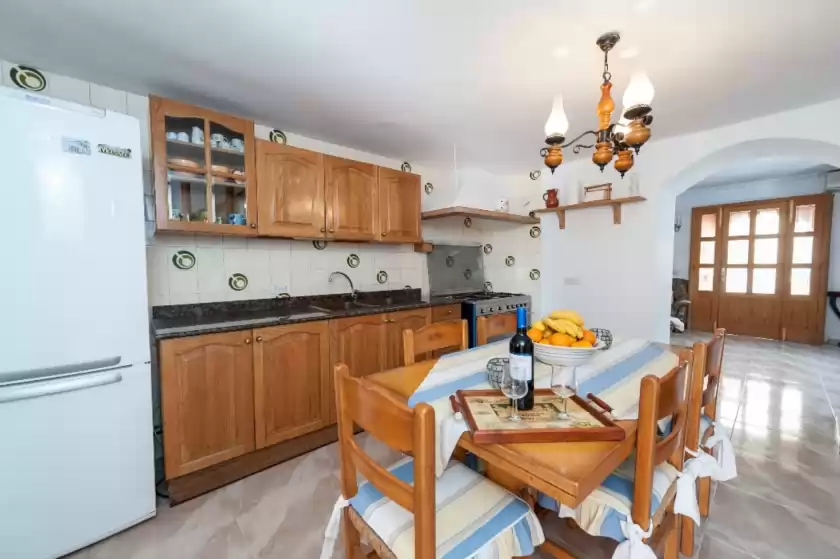 Holiday rentals in Montserrat, Jornets
