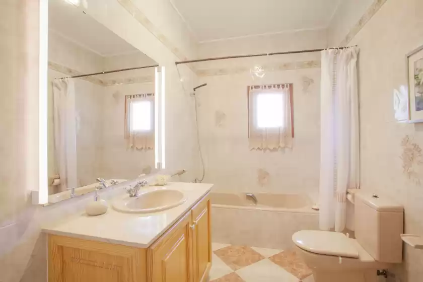 Ferienhaus auf Son gibert, Petra