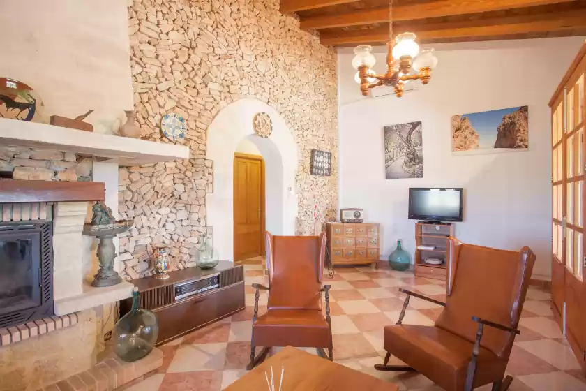 Ferienhaus auf Son gibert, Petra