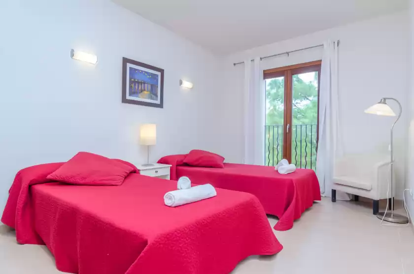 Holiday rentals in Llull, Son Carrió