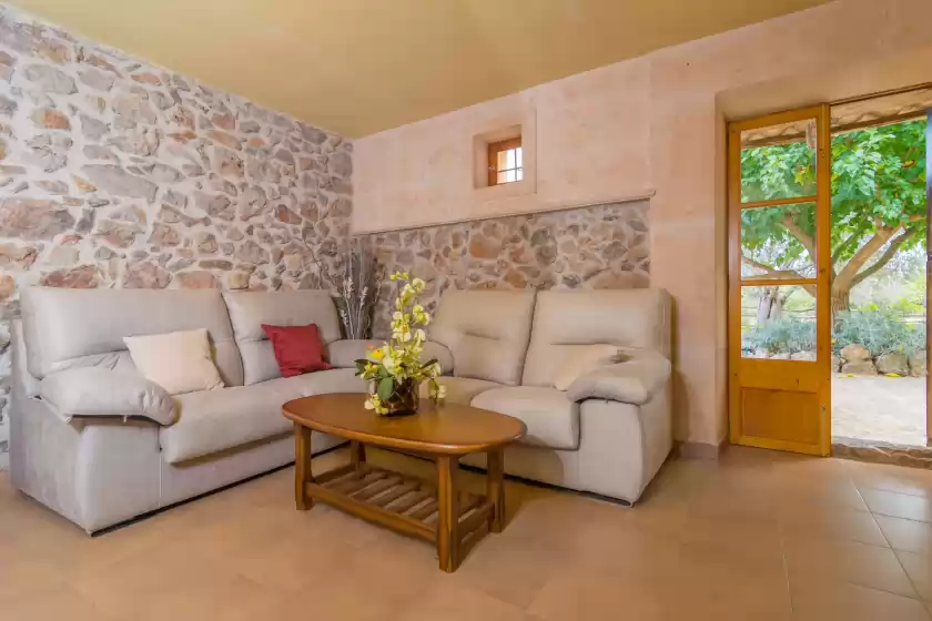 Holiday rentals in Finca son bosquer, Petra