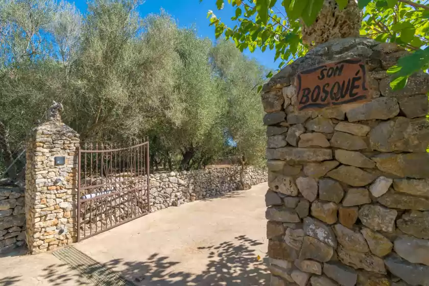 Holiday rentals in Finca son bosquer, Petra