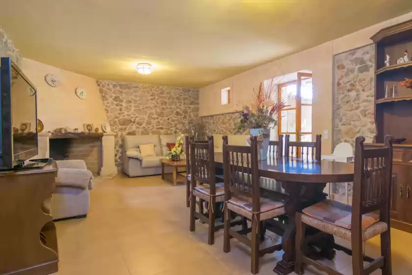 Holiday rentals in Finca son bosquer, Petra