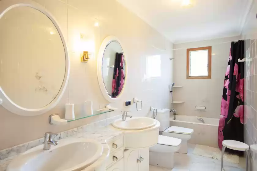 Holiday rentals in Villa esperanza, Platja de Muro