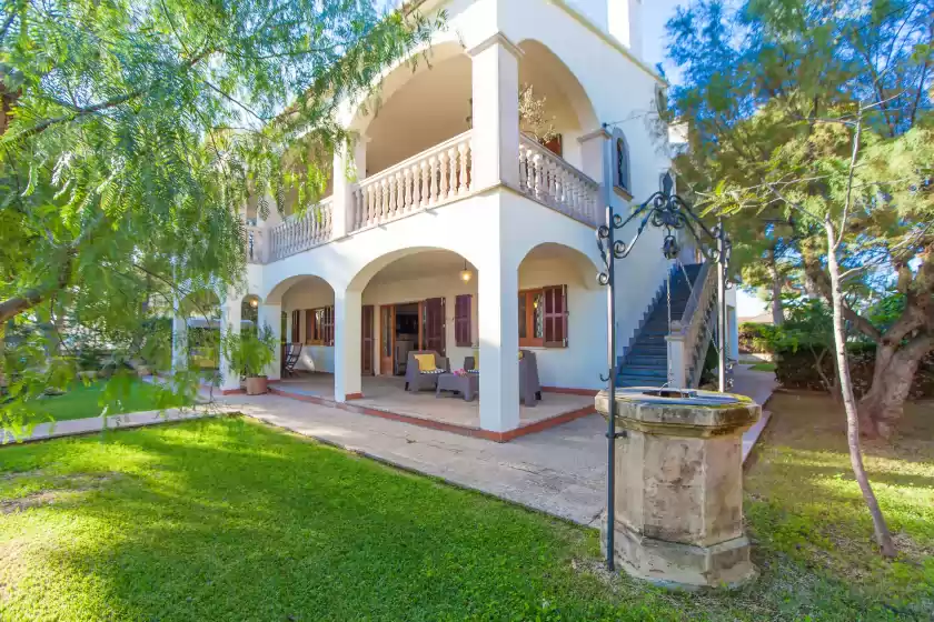 Holiday rentals in Villa esperanza, Platja de Muro