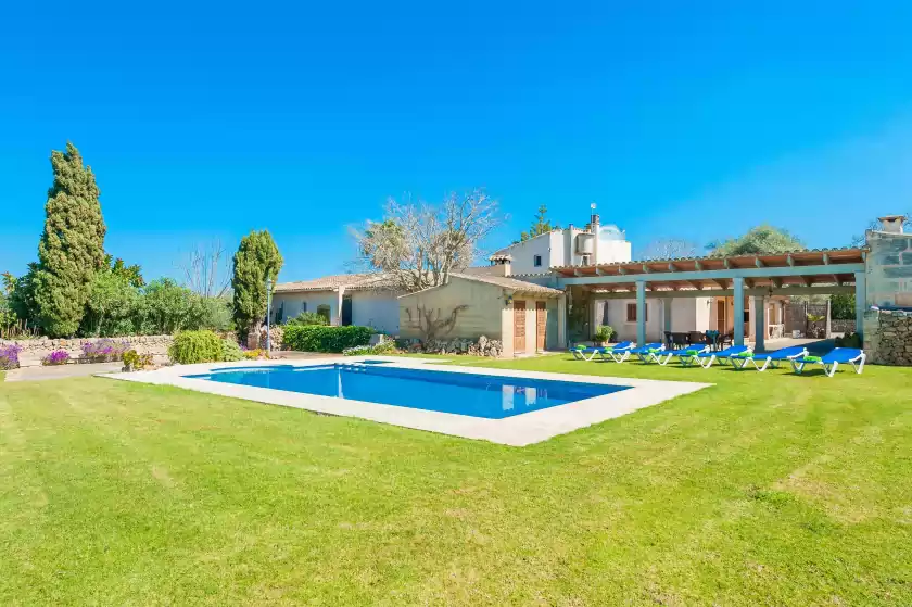 Holiday rentals in Son parera de baix