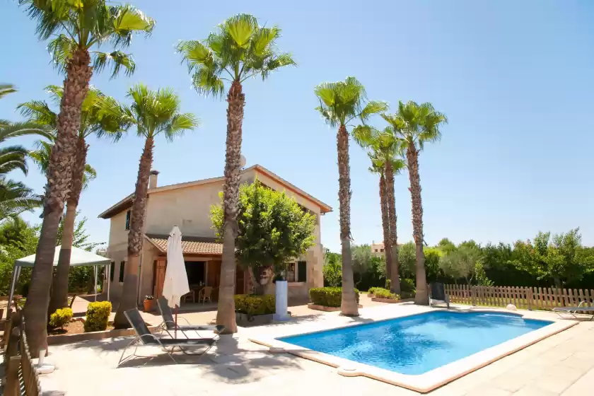 Holiday rentals in Villa agueda