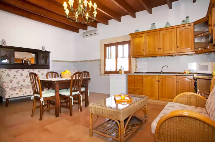 Holiday rentals in Villa agueda, Muro